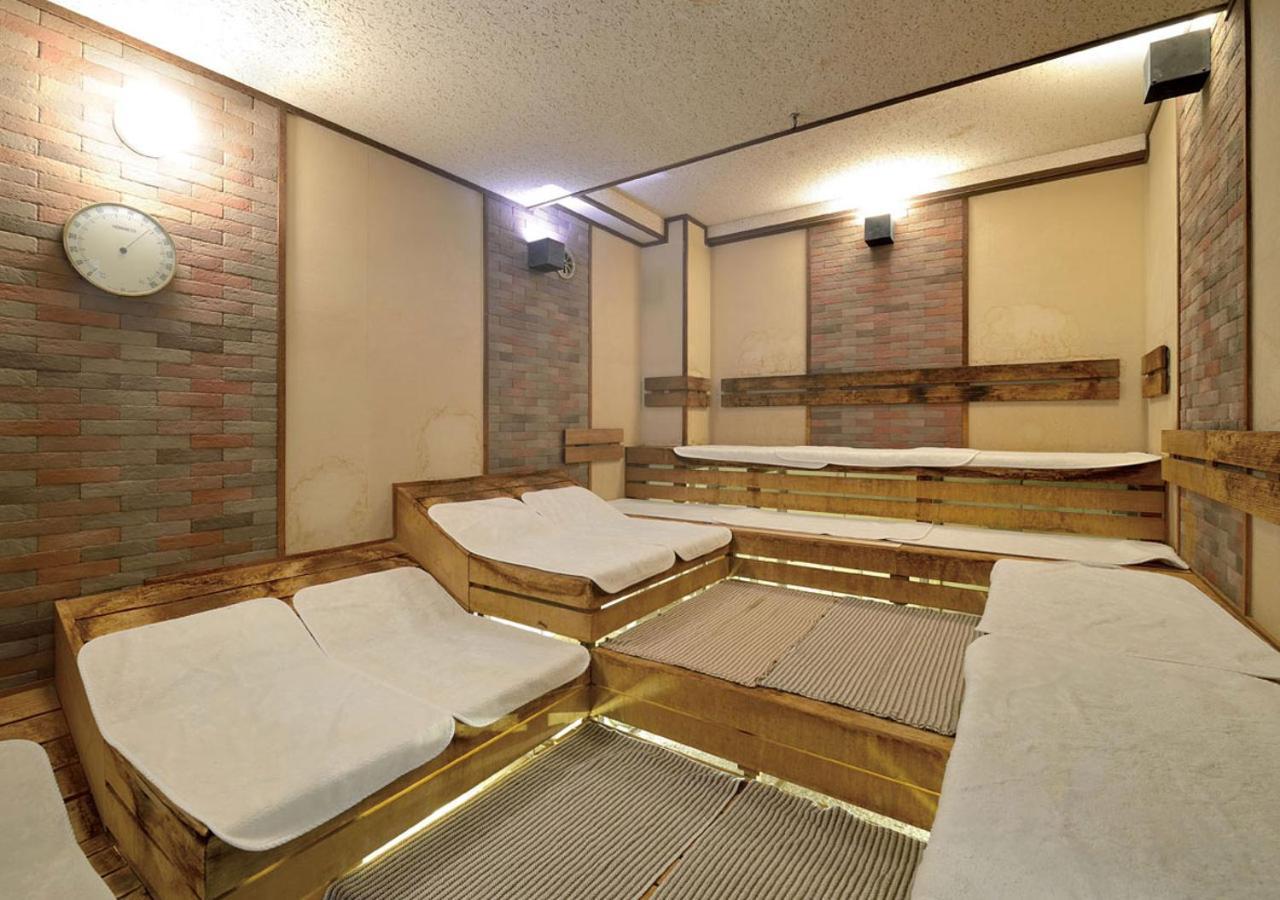 Capsule And Sauna Rosco Токио Екстериор снимка