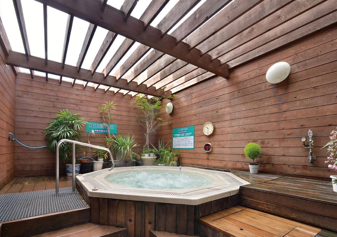 Capsule And Sauna Rosco Токио Екстериор снимка