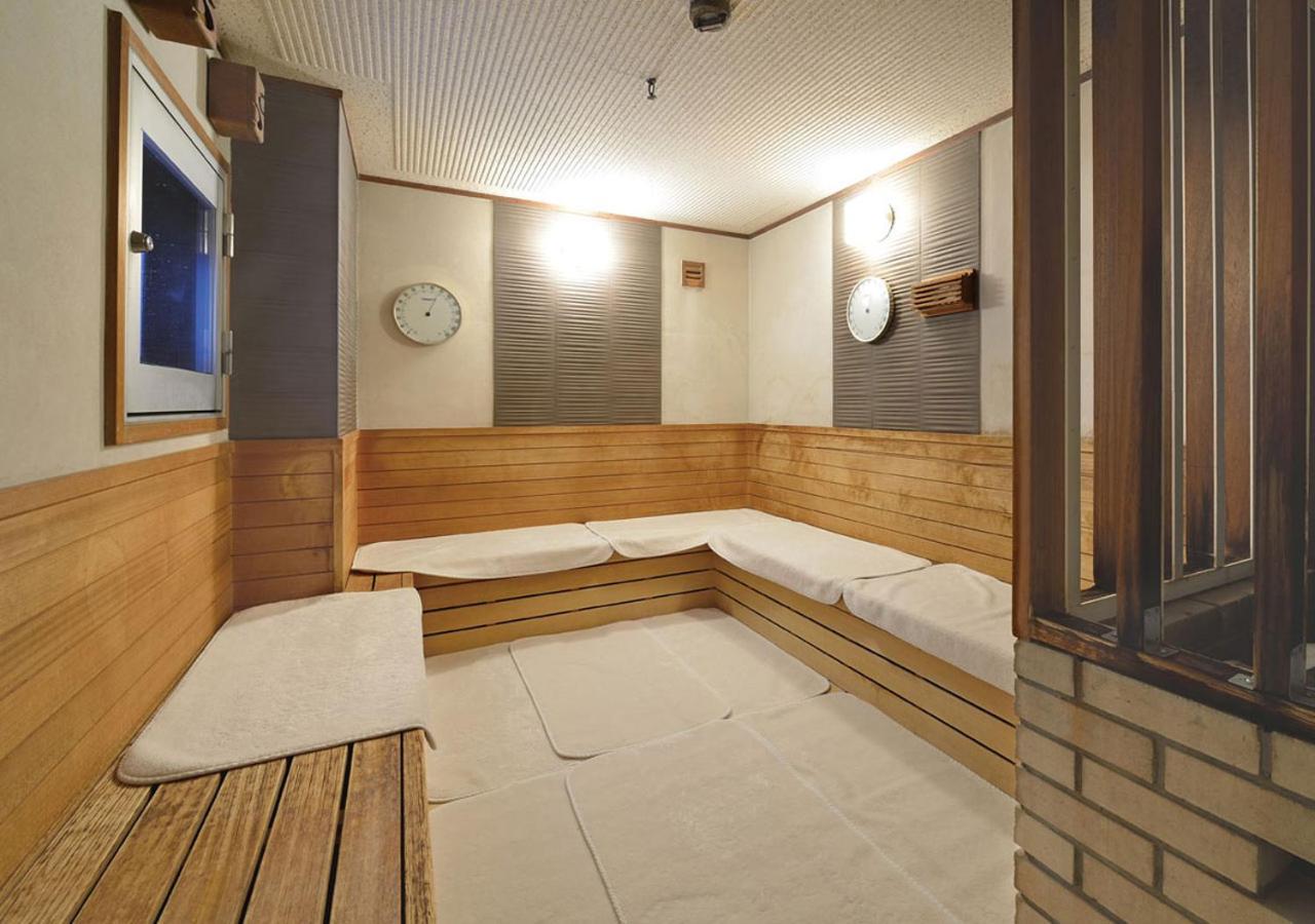 Capsule And Sauna Rosco Токио Екстериор снимка